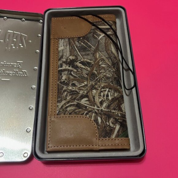 NEW ZEP-PRO Men's Realtree Nylon and Leather Secretary-Style Roper Concho Wallet - Picture 3 of 4
